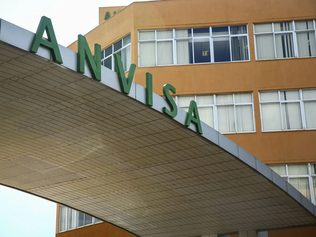 Anvisa suspende whey, cúrcuma, chá verde e creatina; veja lista