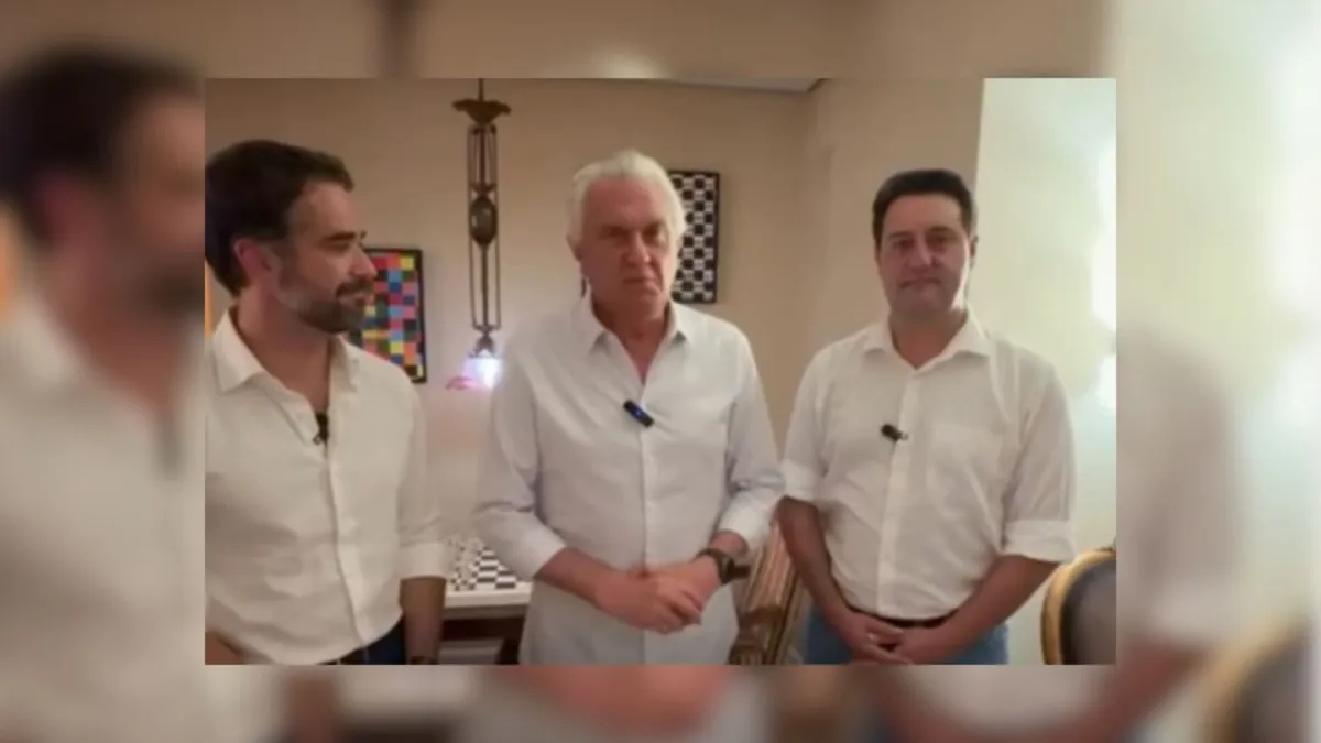  Ao lado de Ratinho Jr. e Leite, Caiado anuncia filiação ao PSD