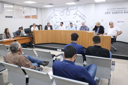  Assembleia Legislativa debate políticas para melhoria genética do rebanho zebuíno