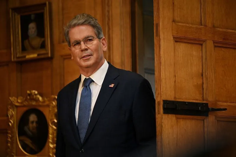  Bessent: EUA podem retirar mais sanções contra Venezuela na próxima semana