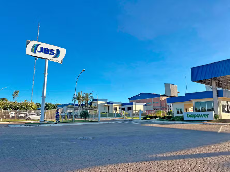  Biopower, da JBS, anuncia investimento de R$ 140 milhões em unidades de biodiesel