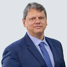 Bolsonarismo se incomoda com pressão pró-Tarcísio