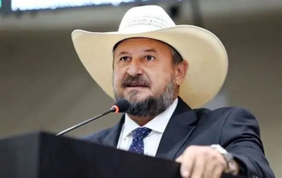 Cattani entra na disputa pela vice-presidência da ALMT e reforça apoio a Max Russi