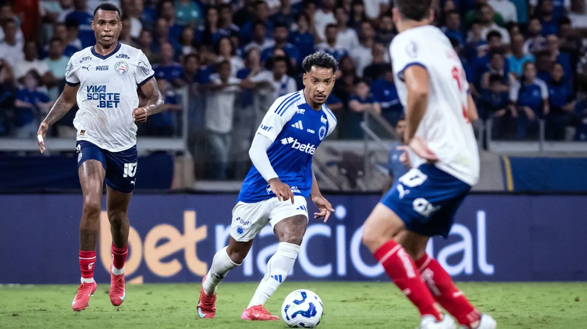 Com moral após clássico, Cruzeiro visita Bahia pelo Brasileirão