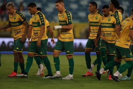 Cuiabá vence Chapecoense e está a dois pontos do G4; veja