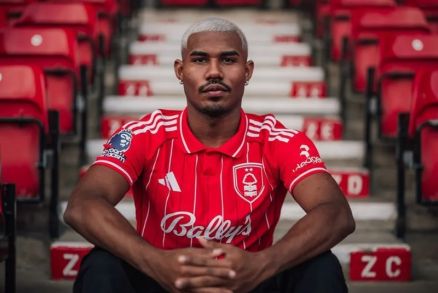 Cuiabano volta ao Botafogo um dia após ser anunciado pelo Forest