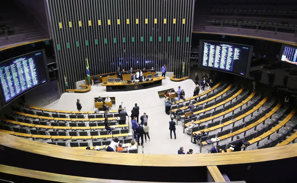 Fim do foro privilegiado: exigência da democracia constitucional