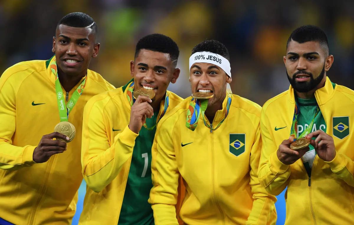  Gabigol e Neymar reeditam parceria após ouro em Olimpíada e Copa América