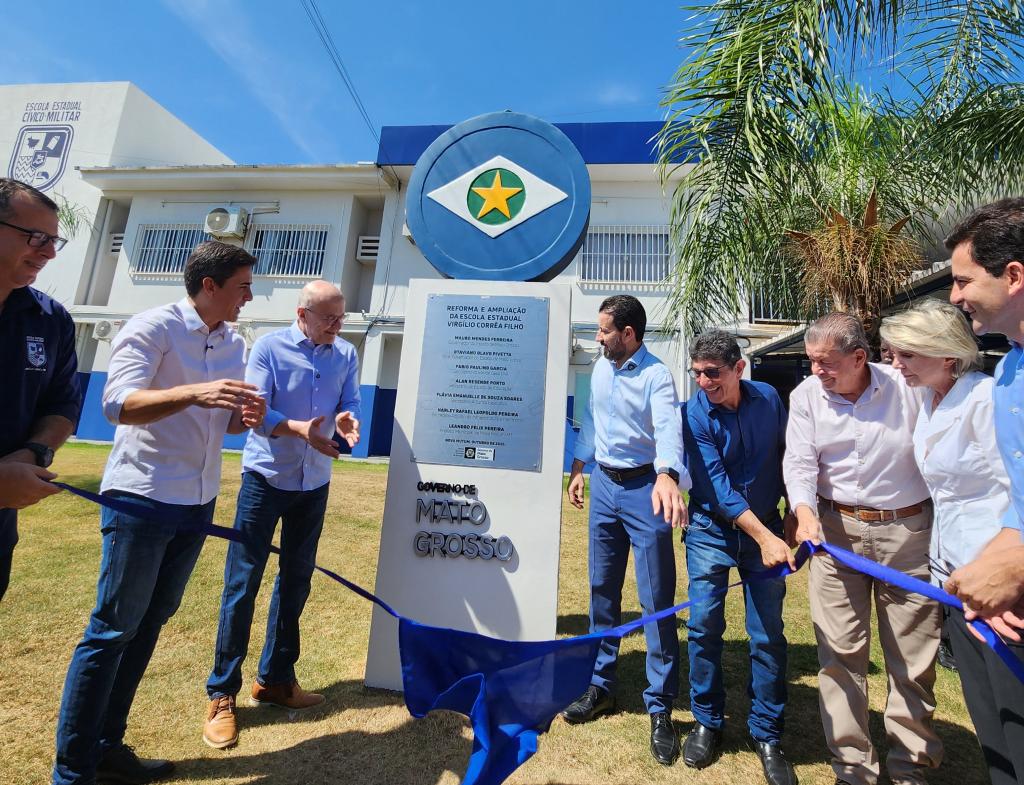 Governo de MT entrega reforma e ampliação da escola em Nova Mutum: “agora, fica até mais fácil de estudar”, afirma aluna