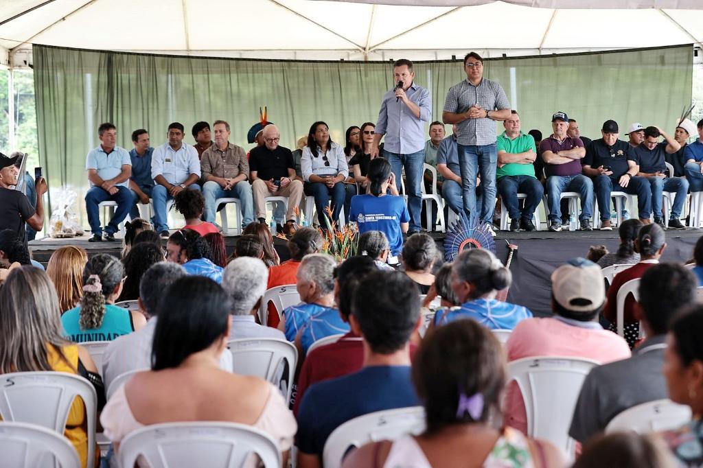  Governo de MT inaugura orla turística e anuncia mais R$ 8 milhões em investimentos em Santa Terezinha