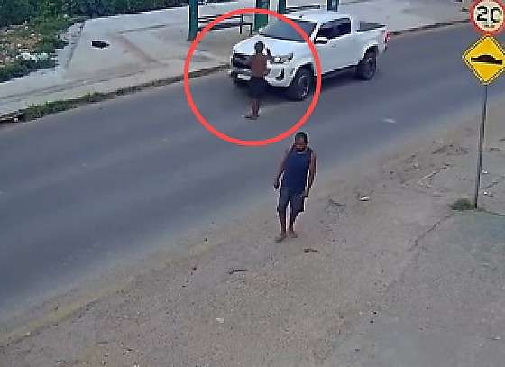 Homem em situação de rua é atropelado em Cuiabá; motorista foge sem prestar socorro