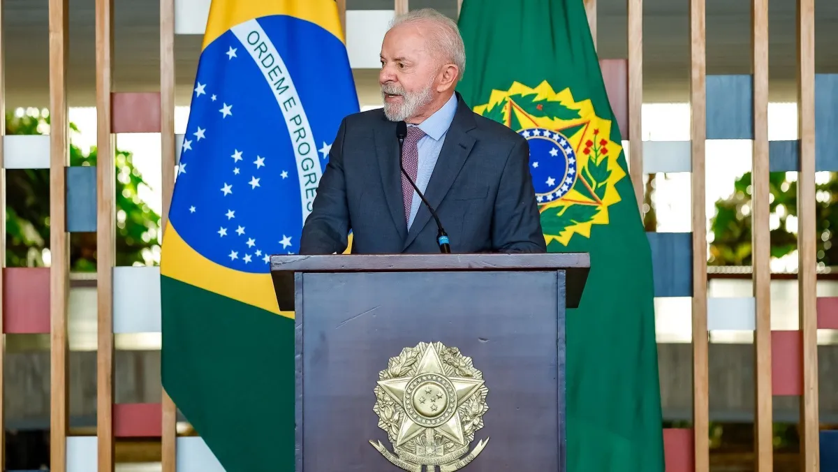 Indulto de Natal de Lula deve excluir condenados por golpe, como Bolsonaro