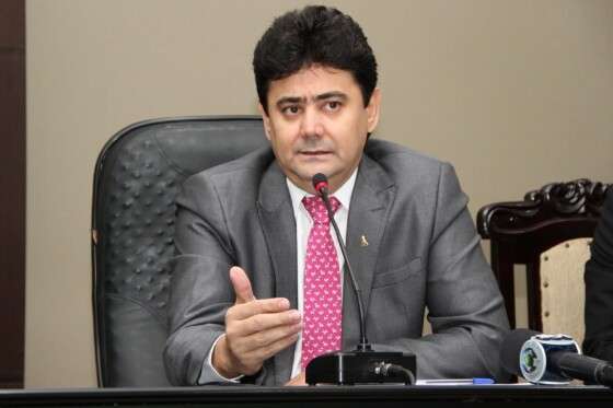 Juiz isenta Silval e outros, mas condena Éder em ação da Ararath