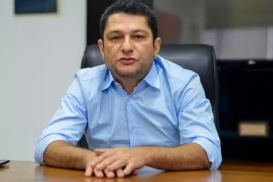  Justiça arquiva investigação contra ex-juiz federal por campanha eleitoral em Cuiabá