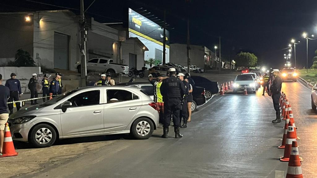 Lei Seca dupla resulta na prisão de 14 condutores por embriaguez em avenida de Cuiabá