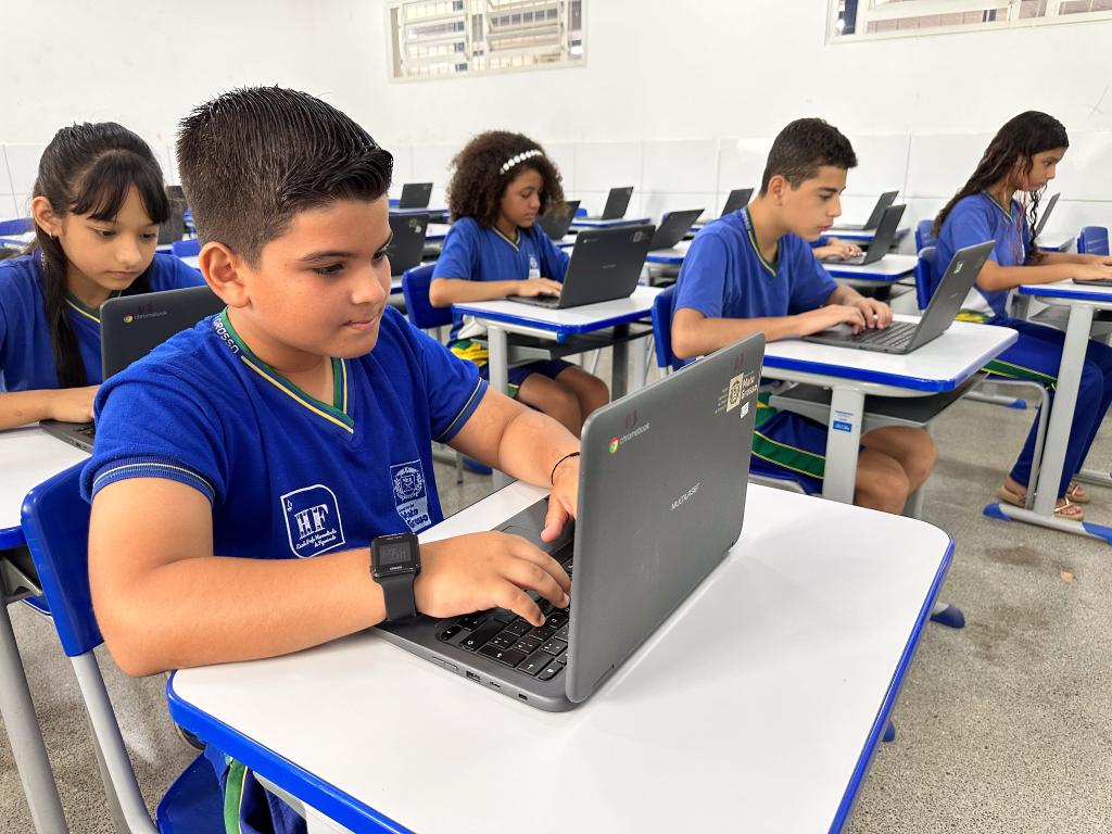 Mato Grosso recebe equipe do Banco Mundial para acompanhar avanços na educação estadual