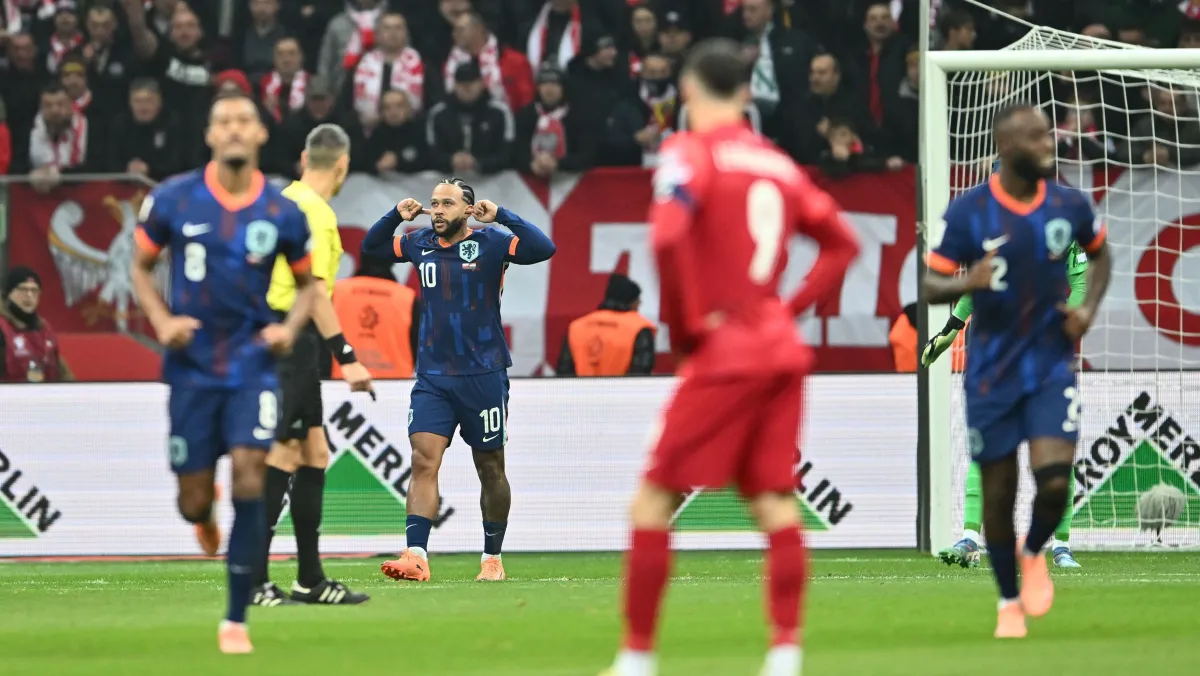 Memphis marca, mas Holanda só empata com Polônia e adia vaga na Copa