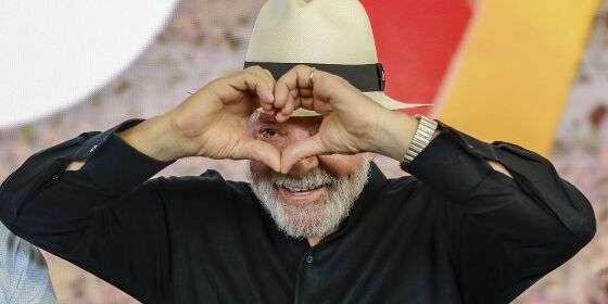 Mesmo diante de Bolsonaro e outros nomes da direita, Lula vence em simulações eleitorais