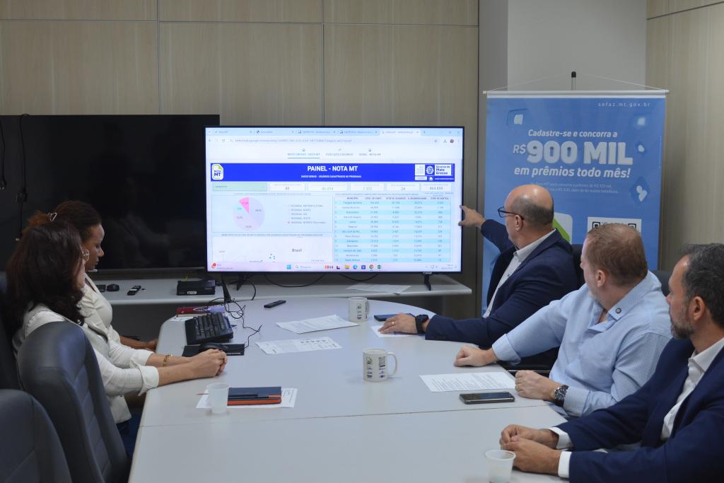 Moradores de Cuiabá e Sorriso ganham R$ 100 mil em sorteio do Nota MT