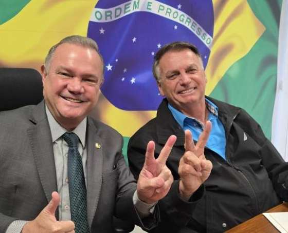  Moraes autoriza visita de Fagundes a Bolsonaro na Papuda em março