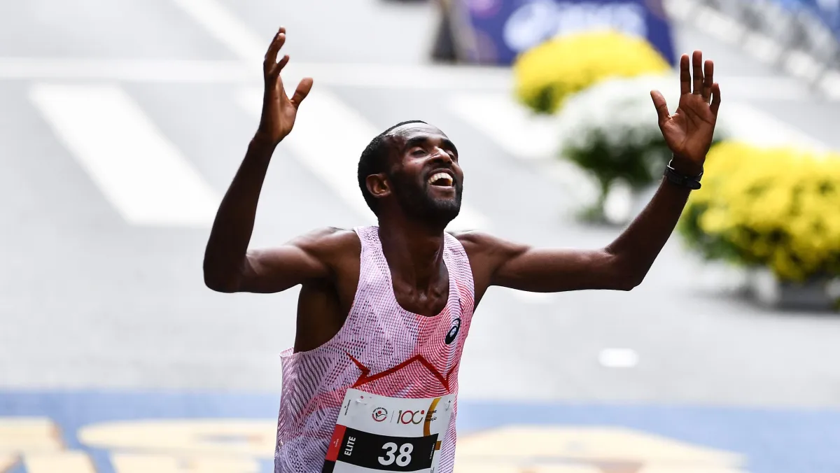  Muse Gizachew, da Etiópia, vence a 100ª edição da São Silvestre