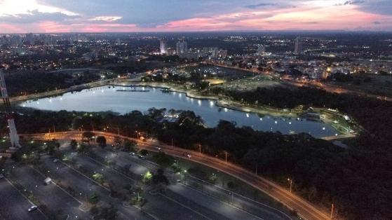 Parque das Águas: avenida principal está interditada para montagem de festa de Réveillon