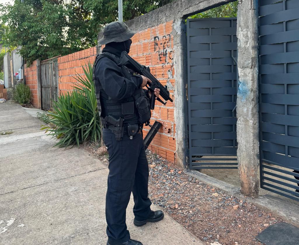  Polícia Civil mira grupo criminoso envolvido com distribuição de drogas em bairros de Cuiabá