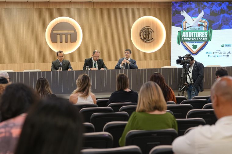 Promotores alertam para infiltração de facções na máquina estatal