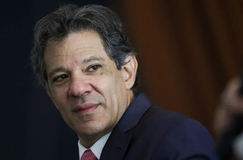 Reunião entre Lula e Trump foi “positiva”, diz Haddad