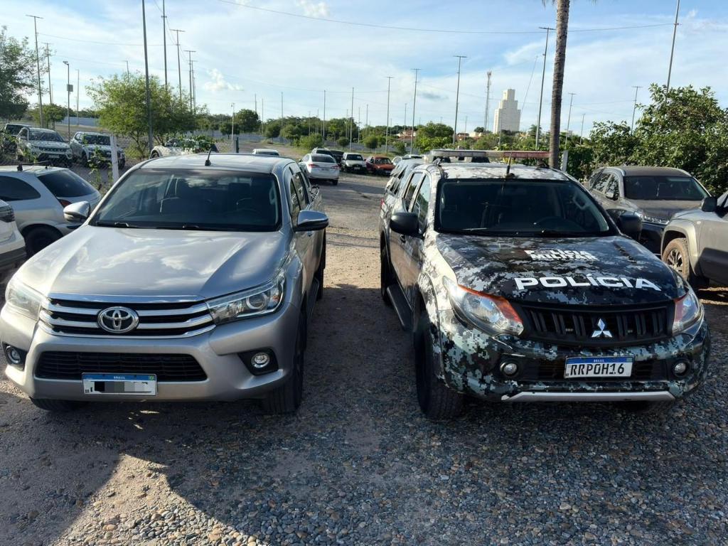  Rotam recupera caminhonete roubada em SP e prende homem por receptação