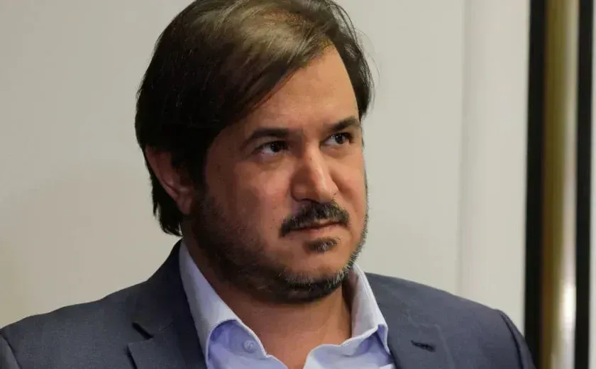 União Brasil dá 24 horas para filiados deixarem cargos no governo Lula