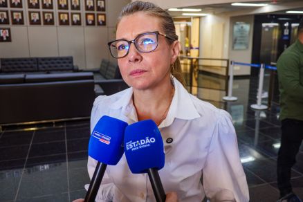 “Vereadores, me deixem trabalhar que VG vai mudar”, diz Flávia