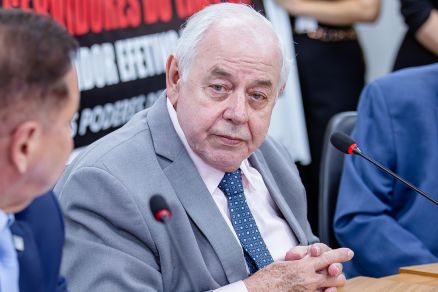 Zuquim se diz “frustrado” com adiamento, mas crê em aprovação